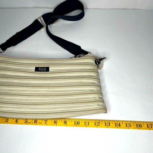 Classic BAM BAG Zip Beige Lock Key Adjustable Shoulder Bag - Picture 12 of 12